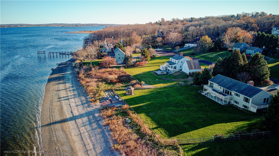 22 Oliver Hazard Perry Road Portsmouth, RI 02871 - Photo 3 of 50 Gallery Image 3