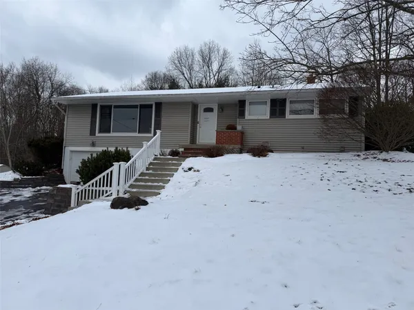 $22,200 | 17 Dover Drive, Endicott, NY 13760