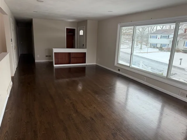 $1,850 | 17 Dover Drive, Endicott, NY 13760