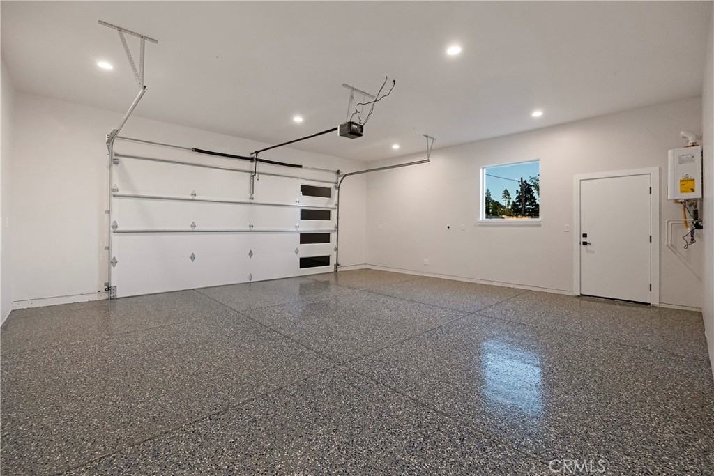 500 Sunset Drive Paradise, CA 95969 - Photo 35 of 43 a view of a livingroom with an empty space