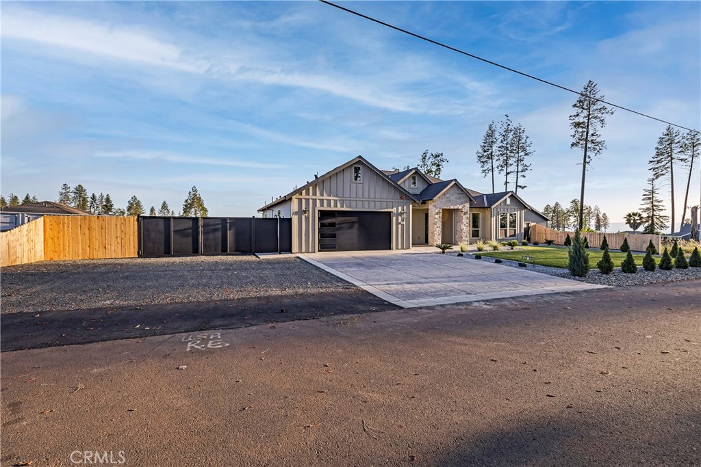 500 Sunset Drive Paradise, CA 95969 - Photo 4 of 43 a view of house with a street
