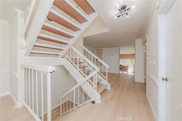 $1,195,000 | 28012 Ridgeforest Court, Rancho Palos Verdes, CA 90275