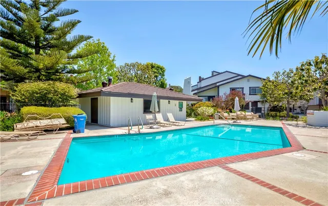 $1,195,000 | 28012 Ridgeforest Court, Rancho Palos Verdes, CA 90275