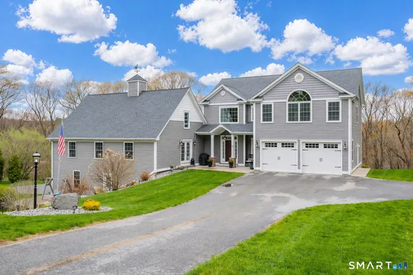 $949,900 | 3 Bigwood Lane, Burlington, CT 06013