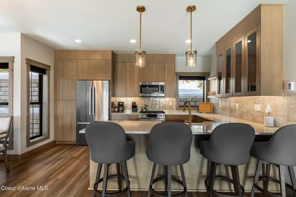 $2,599,000 | 50 Olaf Court, Sandpoint, ID 83864