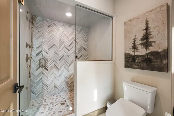 $2,599,000 | 50 Olaf Court, Sandpoint, ID 83864