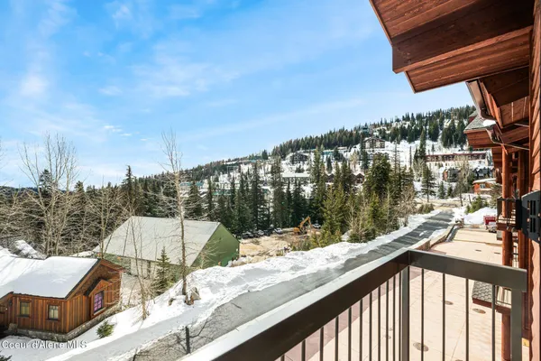 $2,599,000 | 50 Olaf Court, Sandpoint, ID 83864