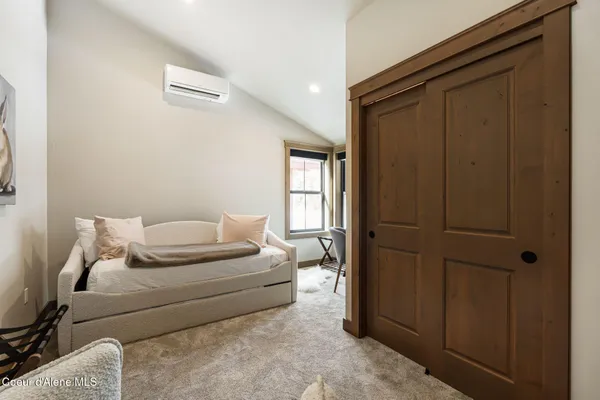 $2,599,000 | 50 Olaf Court, Sandpoint, ID 83864