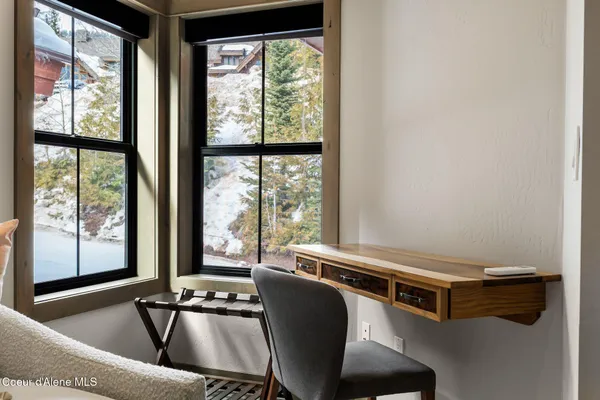 $2,599,000 | 50 Olaf Court, Sandpoint, ID 83864