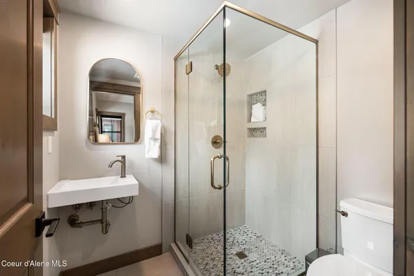 $2,599,000 | 50 Olaf Court, Sandpoint, ID 83864