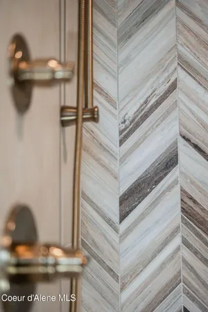 $2,599,000 | 50 Olaf Court, Sandpoint, ID 83864