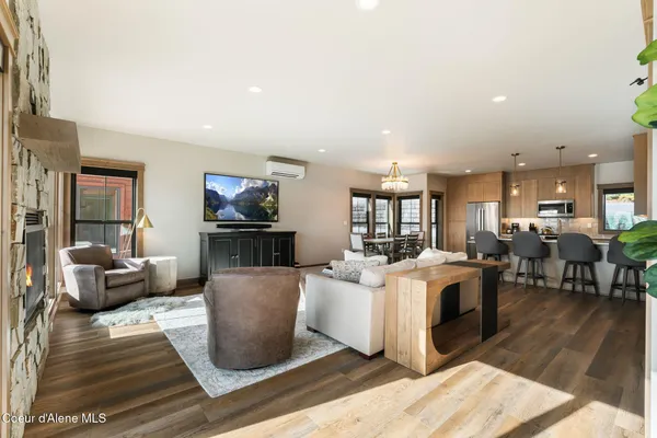 $2,599,000 | 50 Olaf Court, Sandpoint, ID 83864