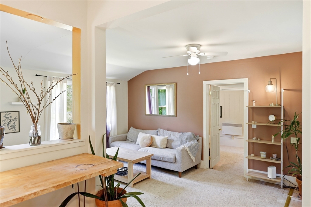 7 Depot Road Williamsburg, MA 01039 - Photo 7 of 32 Gallery Image 7
