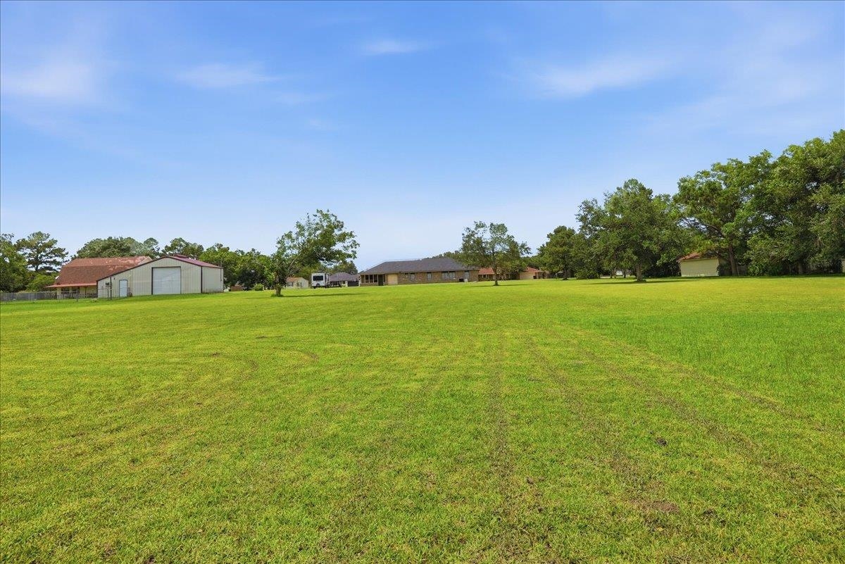 8077 Rice Lane Beaumont, TX 77705 - Photo 29 of 36