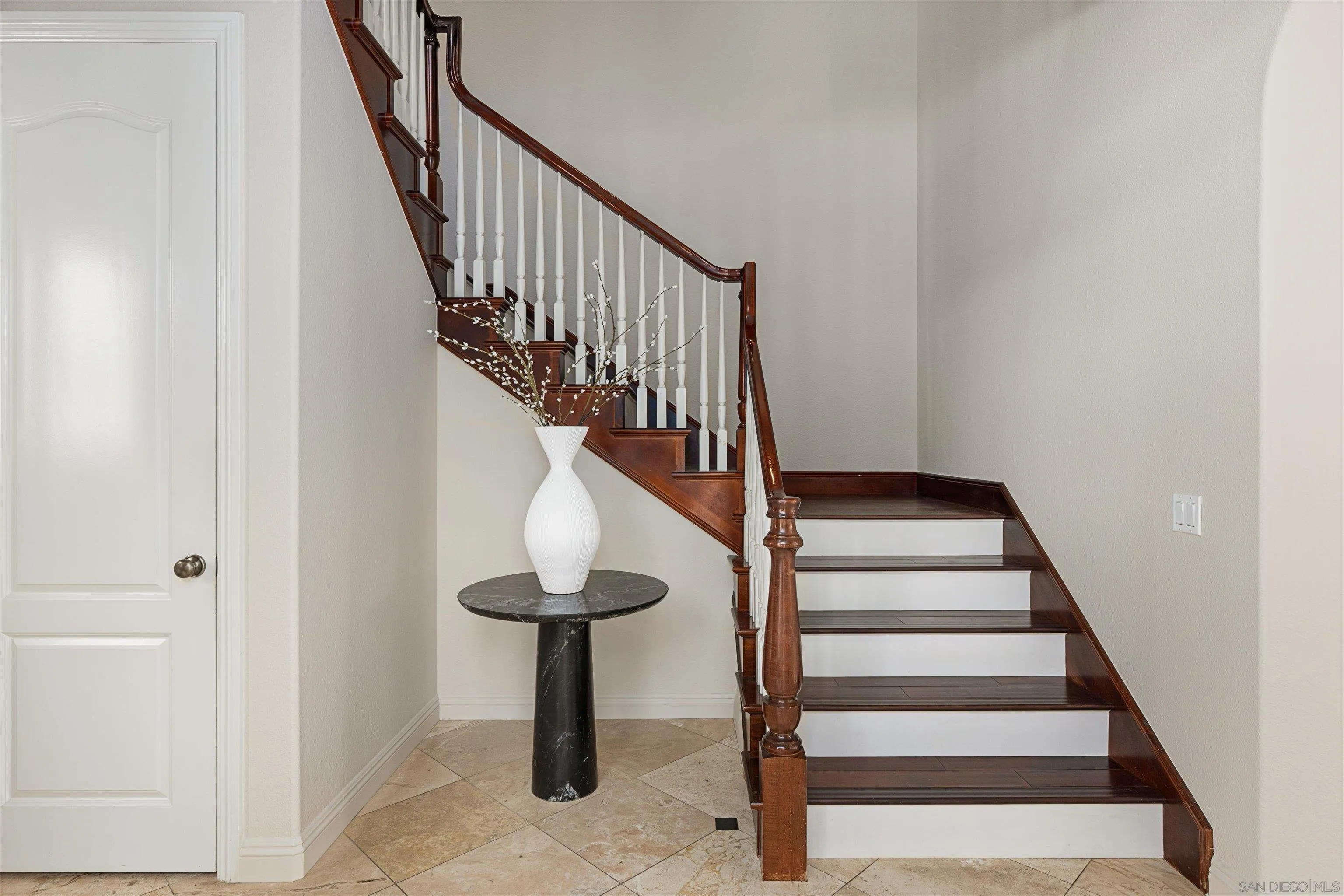 6230 Topiary Street Carlsbad, CA 92009 - Photo 14 of 64
