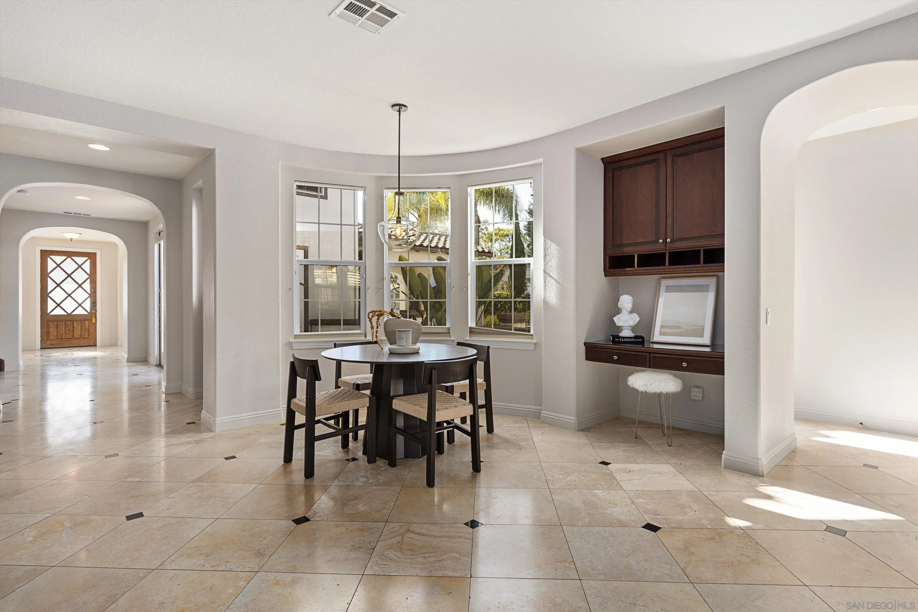 6230 Topiary Street Carlsbad, CA 92009 - Photo 18 of 64