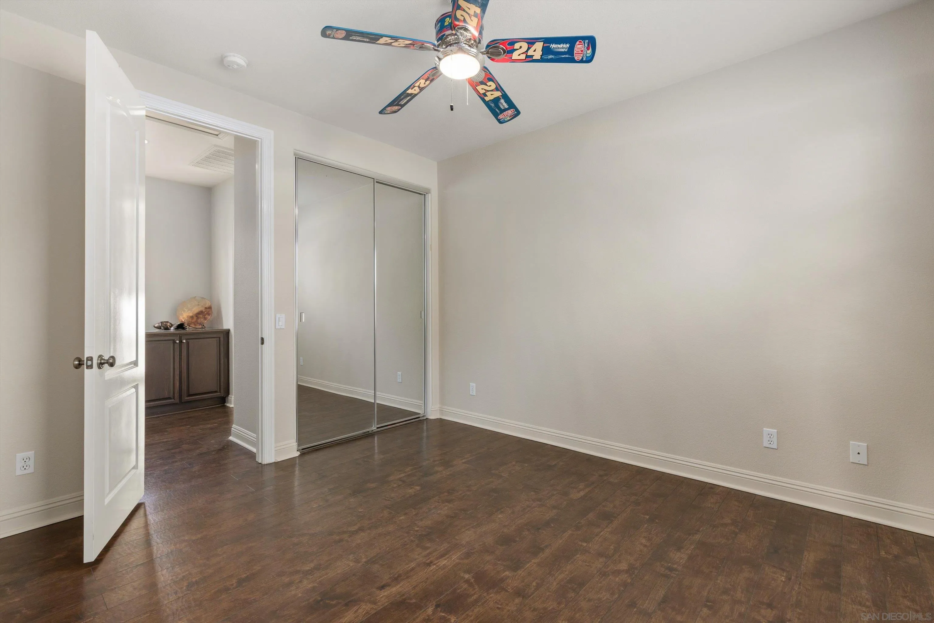 6230 Topiary Street Carlsbad, CA 92009 - Photo 38 of 64