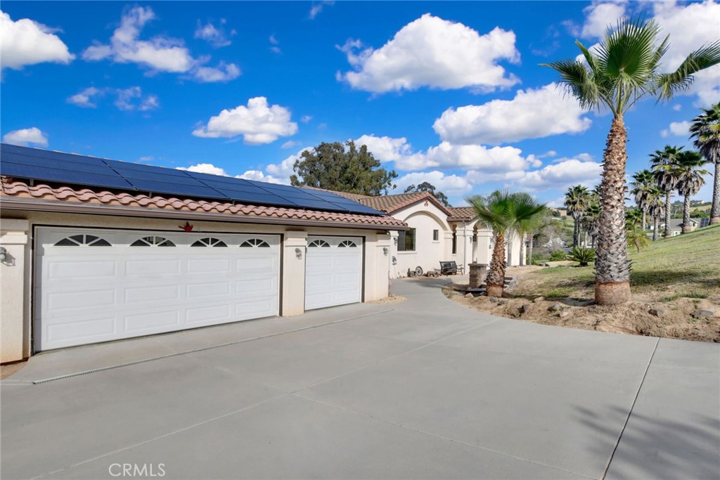 32068 Anna Marie Lane Bonsall, CA 92003 - Photo 4 of 74