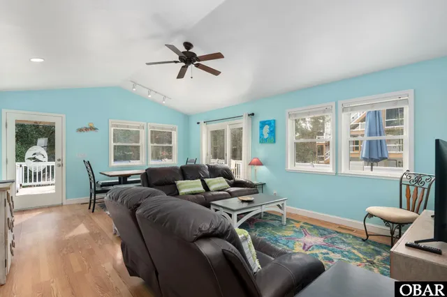 $795,000 | 215 Duck Road, Southern Shores, NC 27949