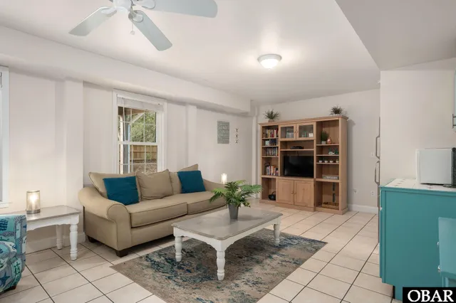 $795,000 | 215 Duck Road, Southern Shores, NC 27949