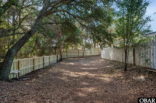 $795,000 | 215 Duck Road, Southern Shores, NC 27949