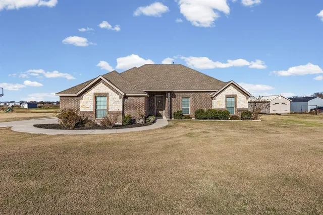 $550,000 | 4608 County Road 2714, Caddo Mills, TX 75135