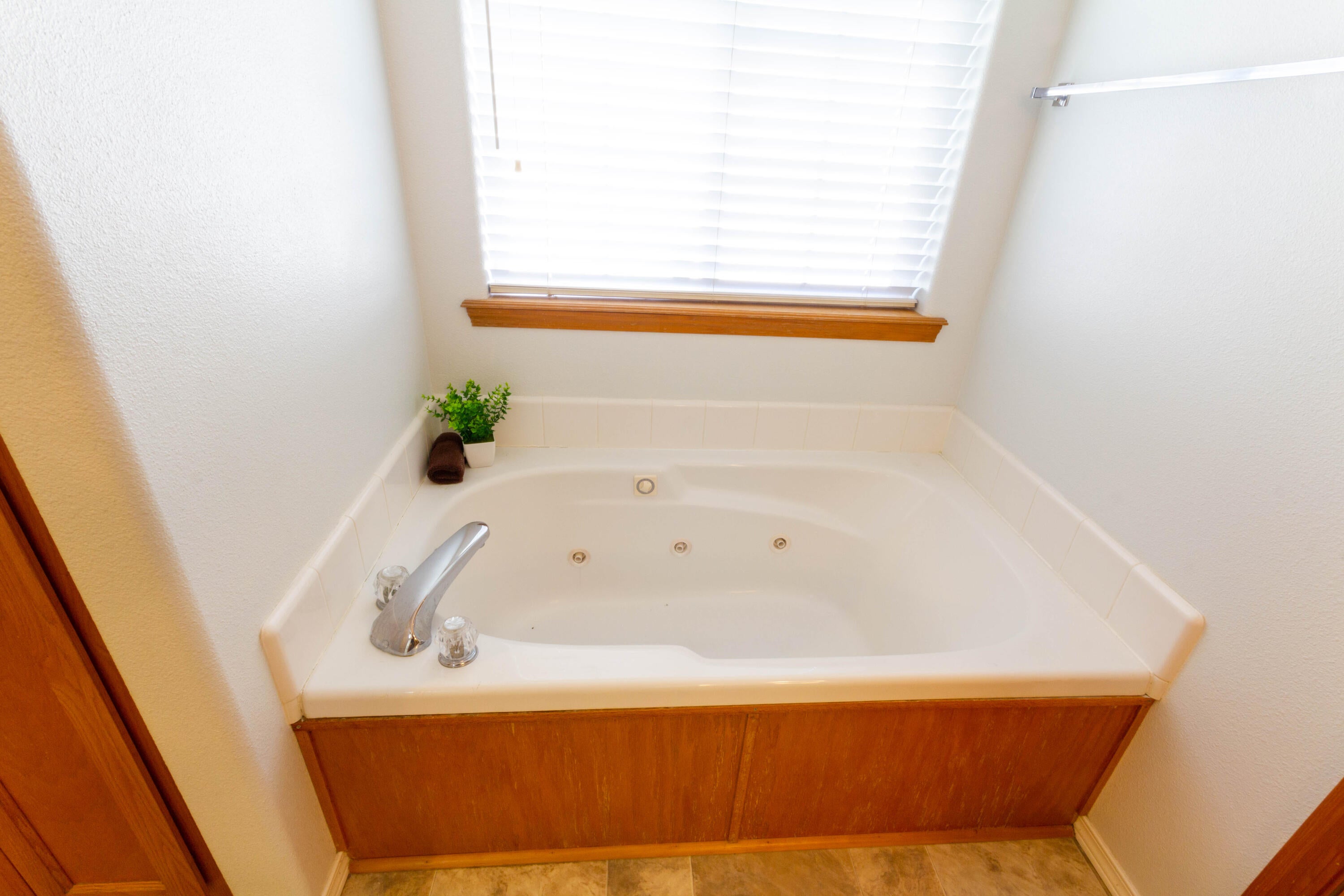 574 Mitchell Way Central Point, OR 97502 - Photo 11 of 28 Picture13