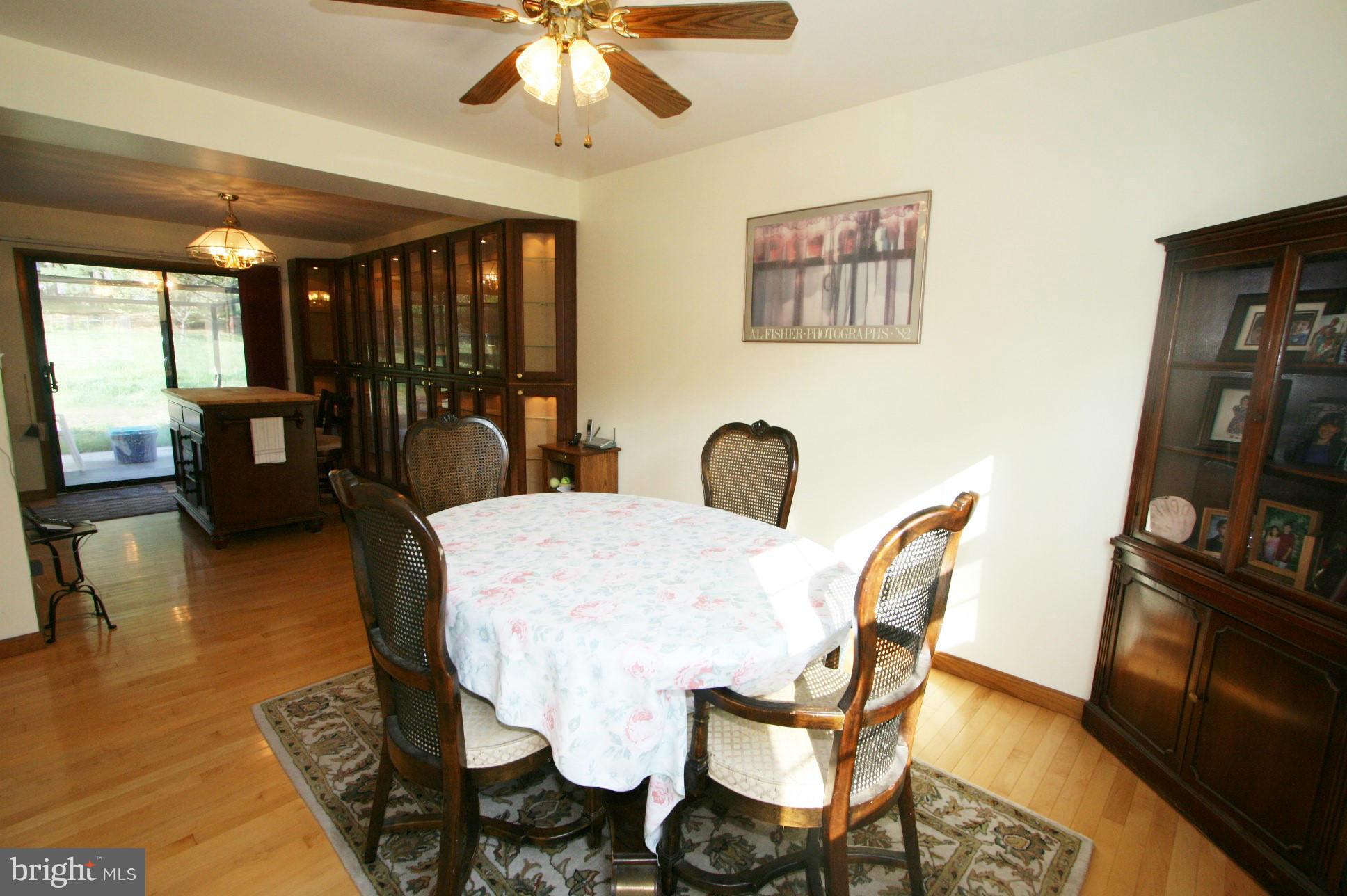 9406 North Penfield Road Columbia, MD 21045 - Photo 16 of 30 Dining Room