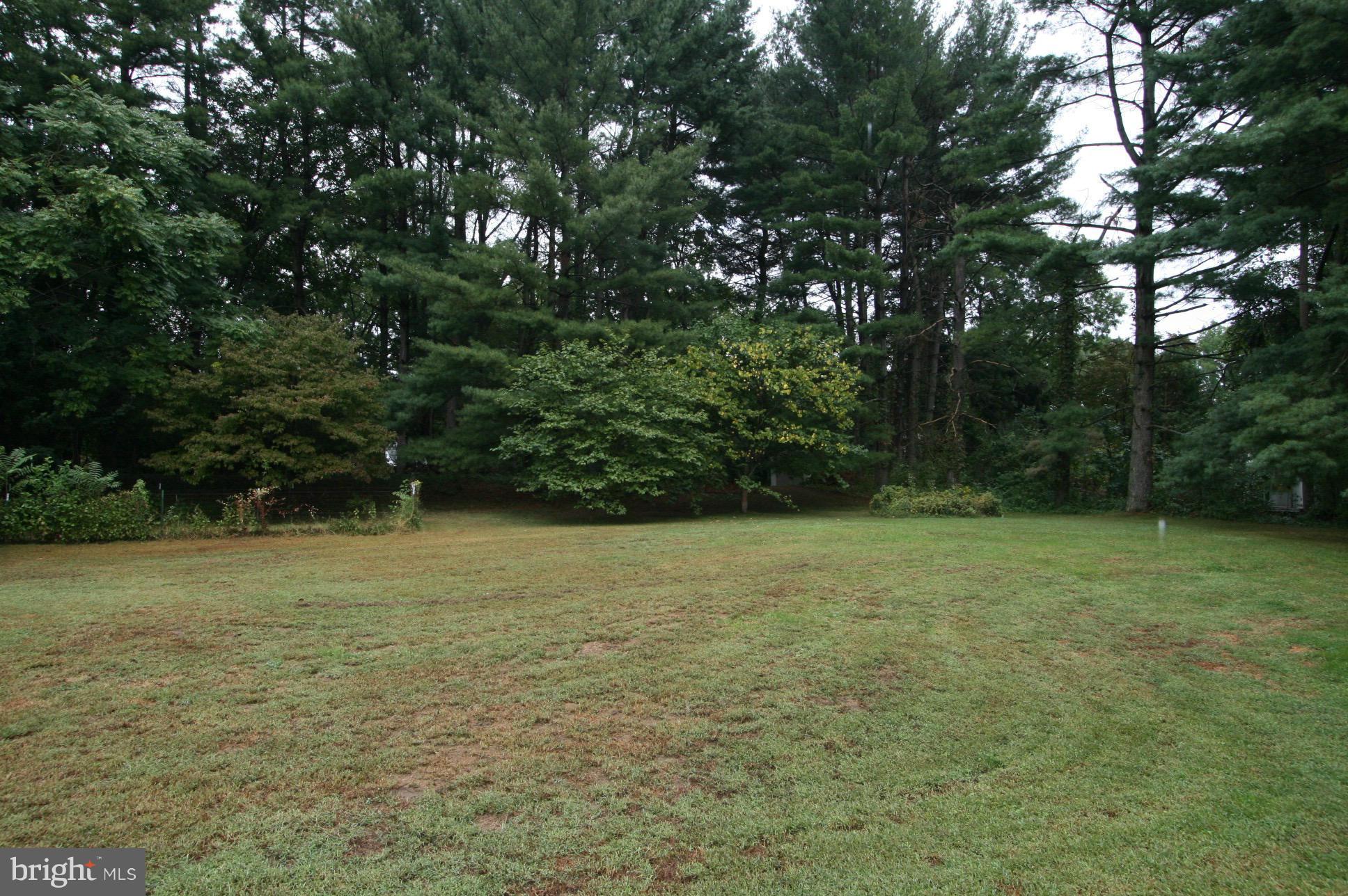 9406 North Penfield Road Columbia, MD 21045 - Photo 28 of 30 View of Backyard