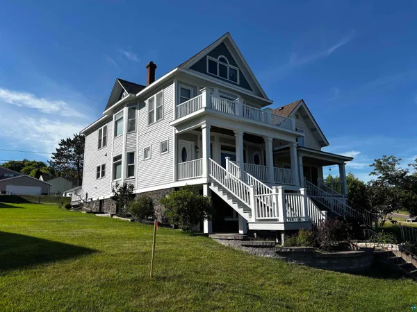 $649,900 | 13 West 8th Street, Duluth, MN 55806