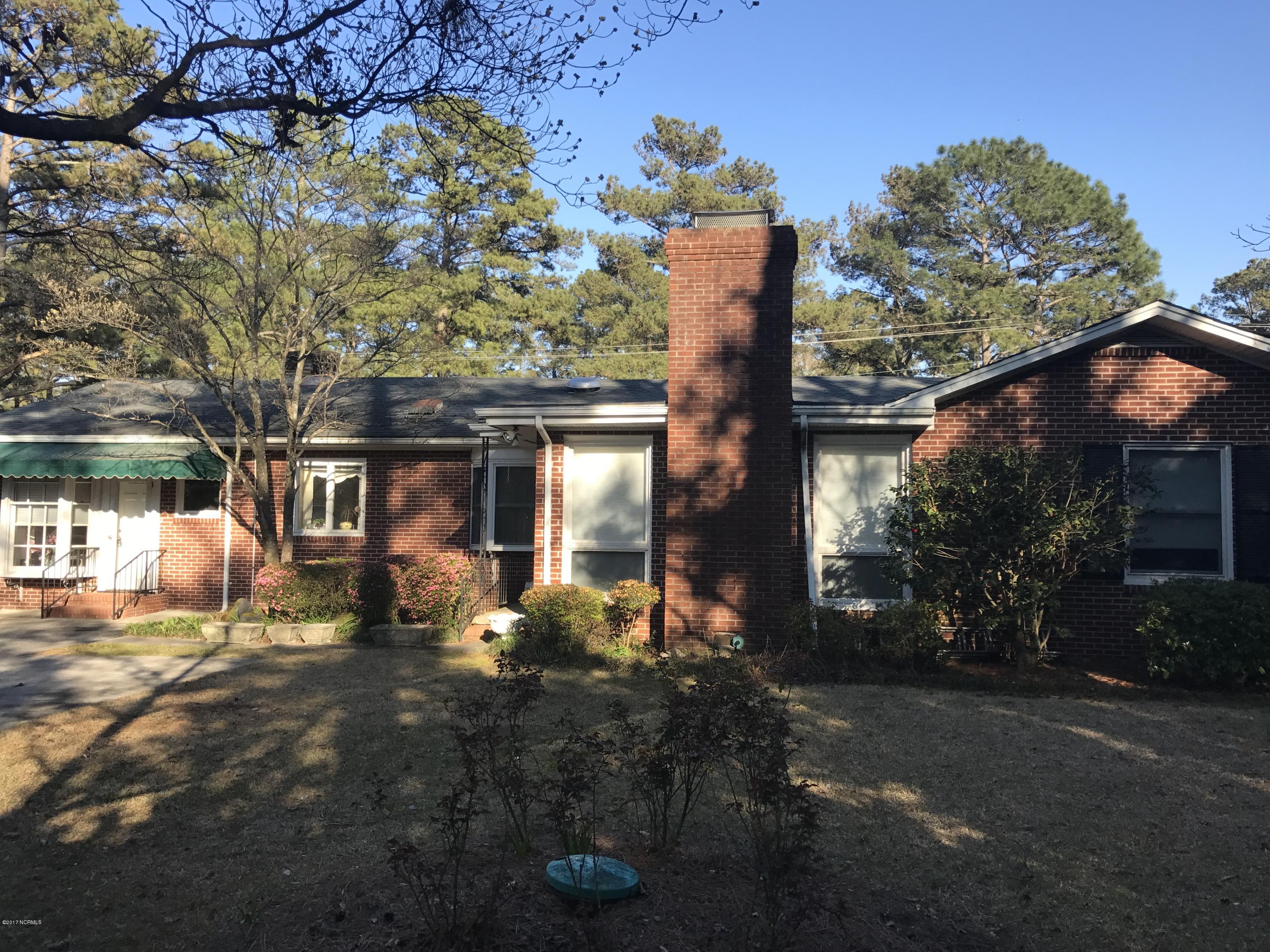 1208 Carey Road Kinston, NC 28501 - Photo 2 of 16 IMG_1437