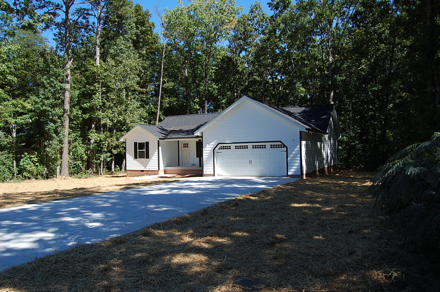 70 Maple Street Dunlap, TN 37327 - Photo 4 of 23 DSC_0003