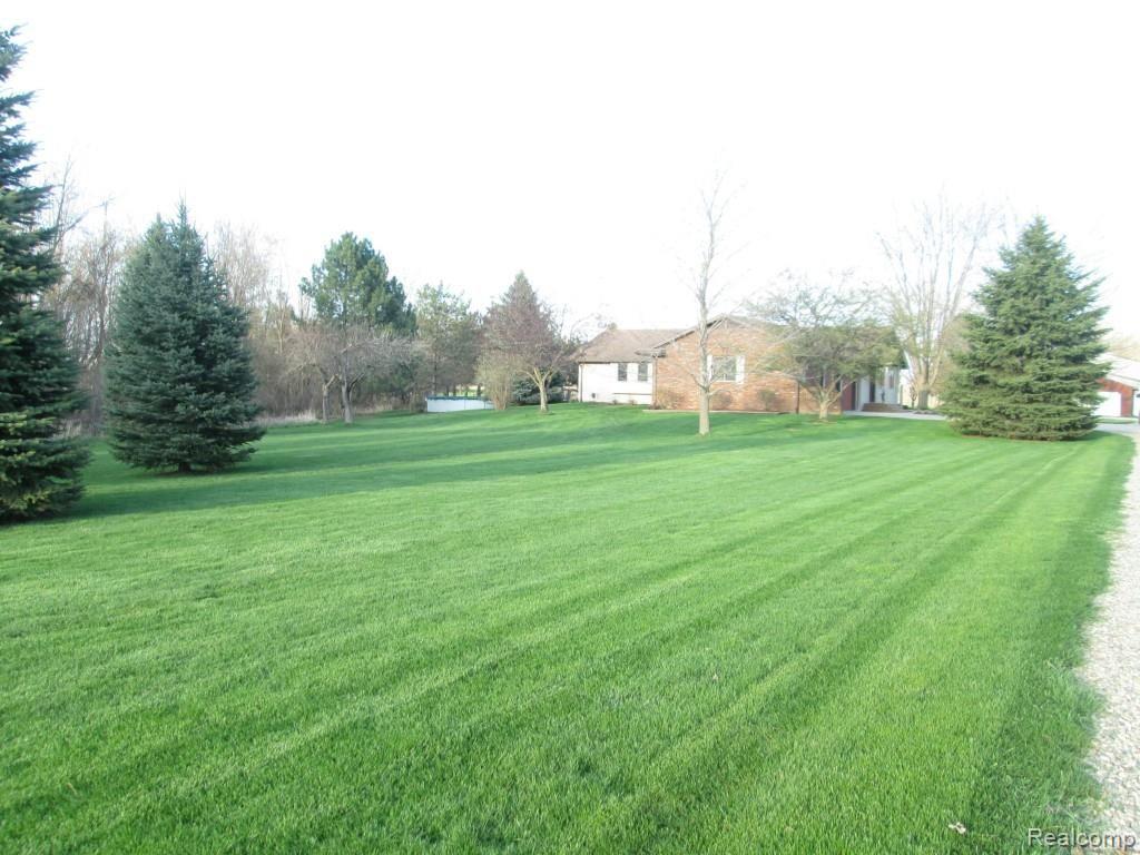 13087 Hogan Road Linden, MI 48451 - Photo 1 of 82 IMG_0749.jpg