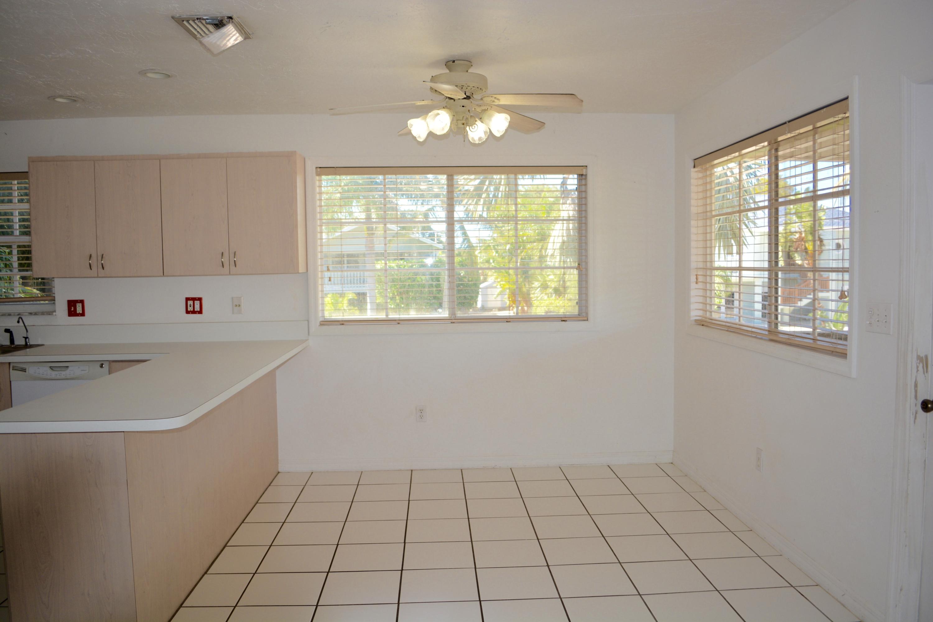 3863 George Road Big Pine Key, FL 33043 - Photo 8 of 42 Dining Area