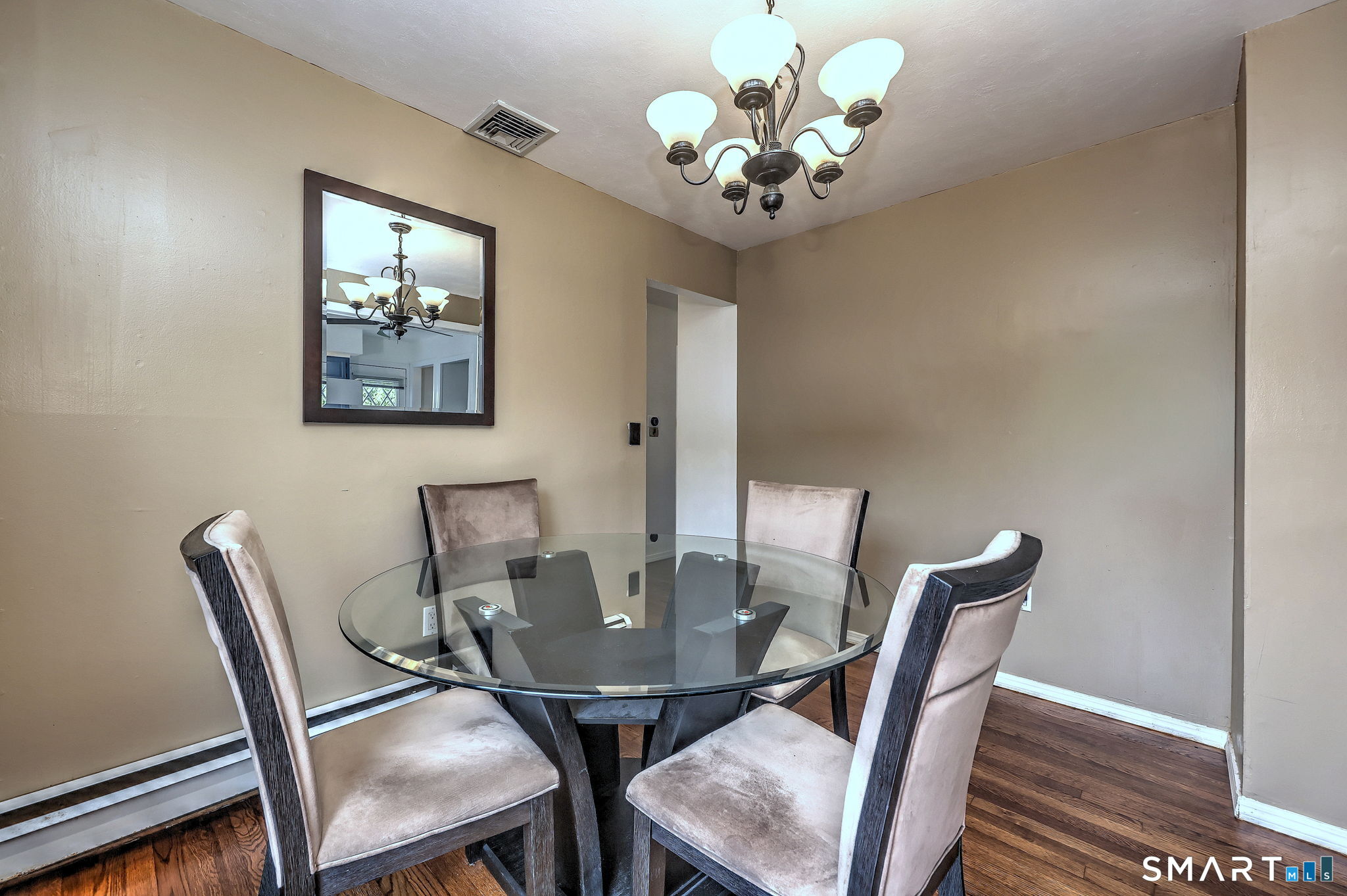 61 Northrop Road West Haven, CT 06516 - Photo 17 of 39 Gallery Image 17