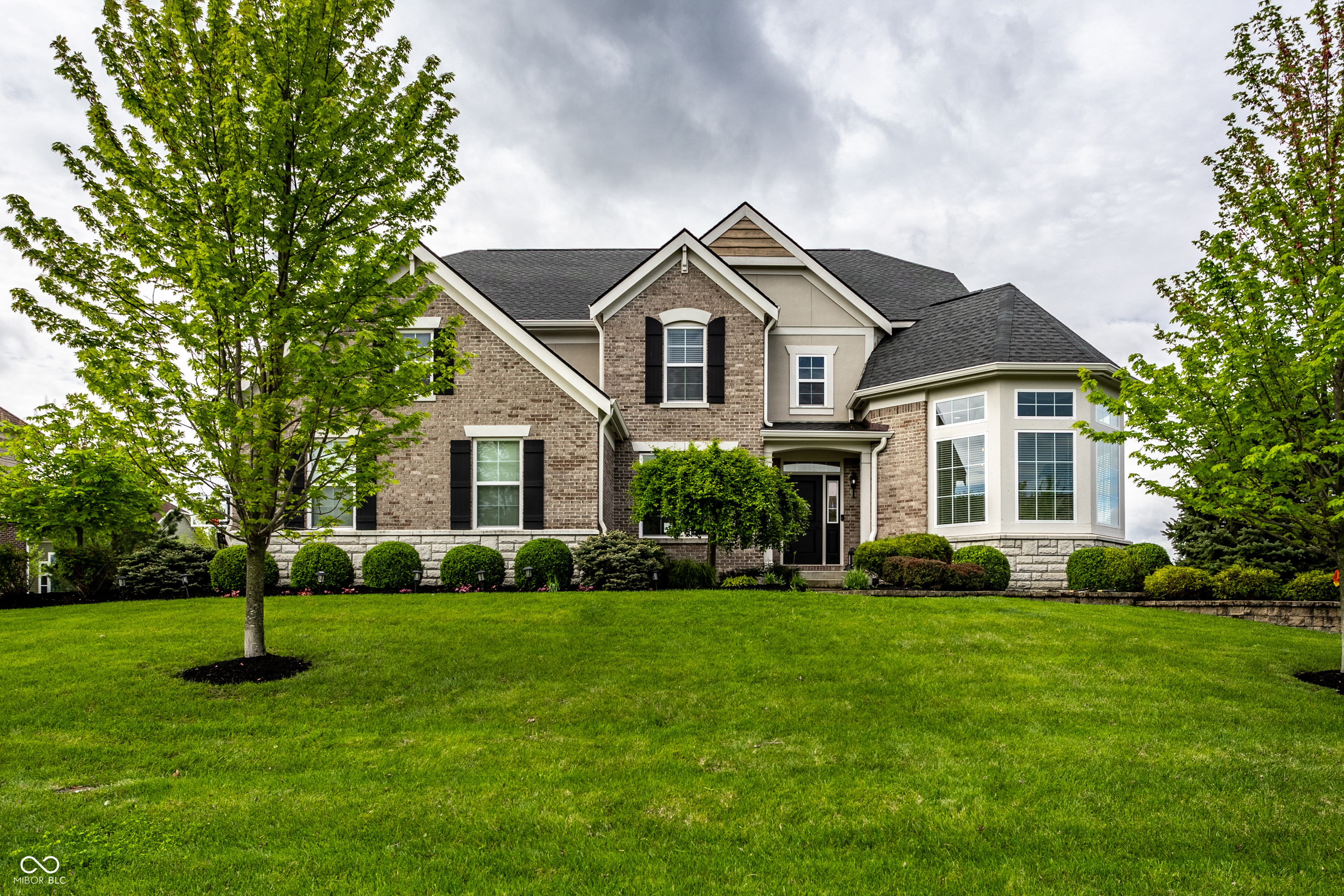 3905 Pelham Road Carmel, IN 46074 - Photo 1 of 55 Gallery Image 1