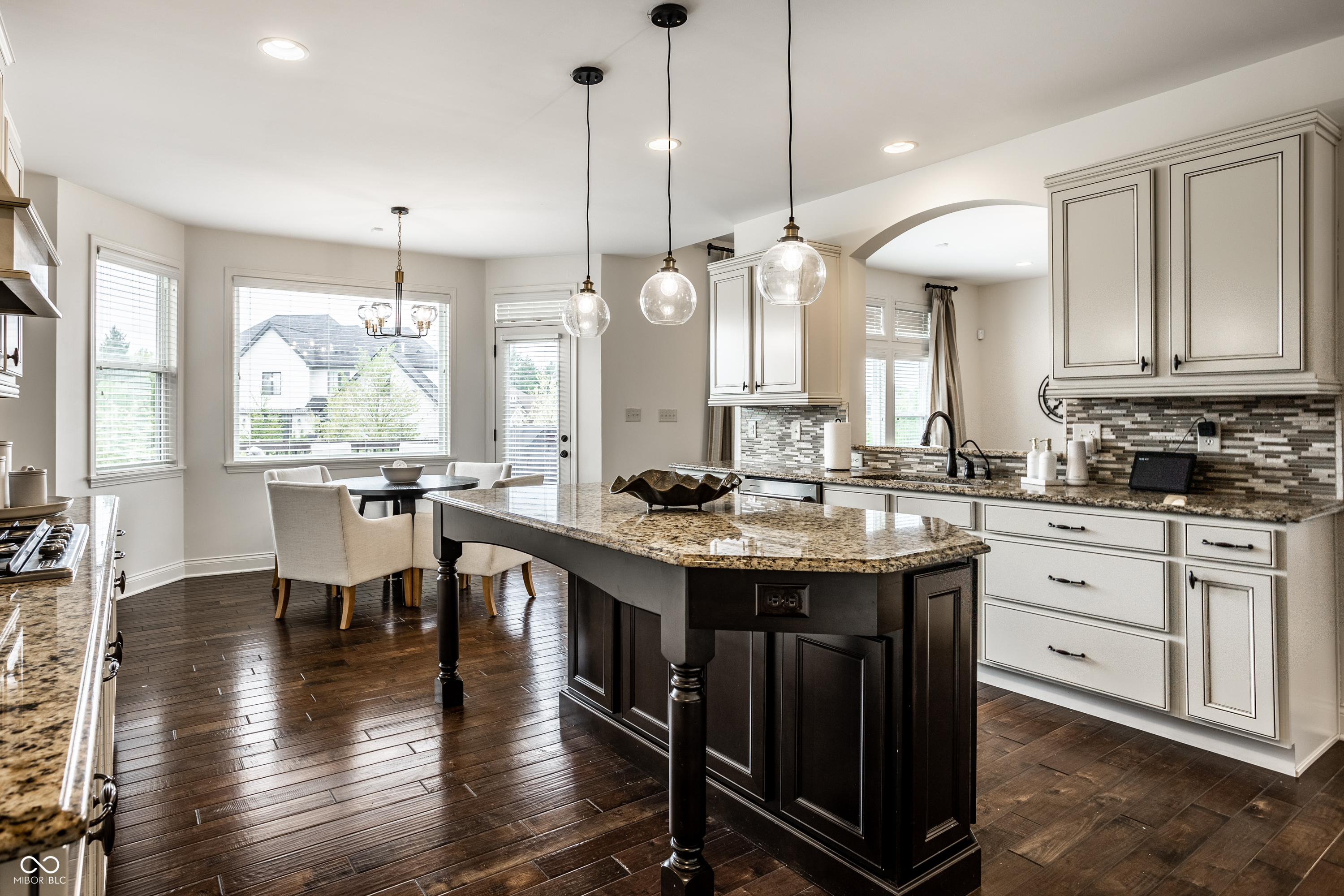 3905 Pelham Road Carmel, IN 46074 - Photo 16 of 55 Gallery Image 16