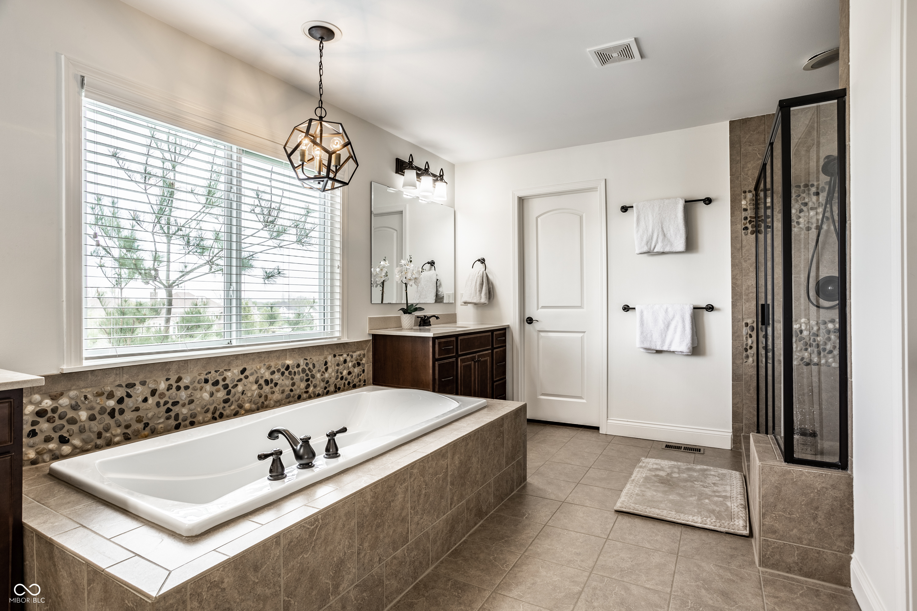 3905 Pelham Road Carmel, IN 46074 - Photo 30 of 55 Gallery Image 30