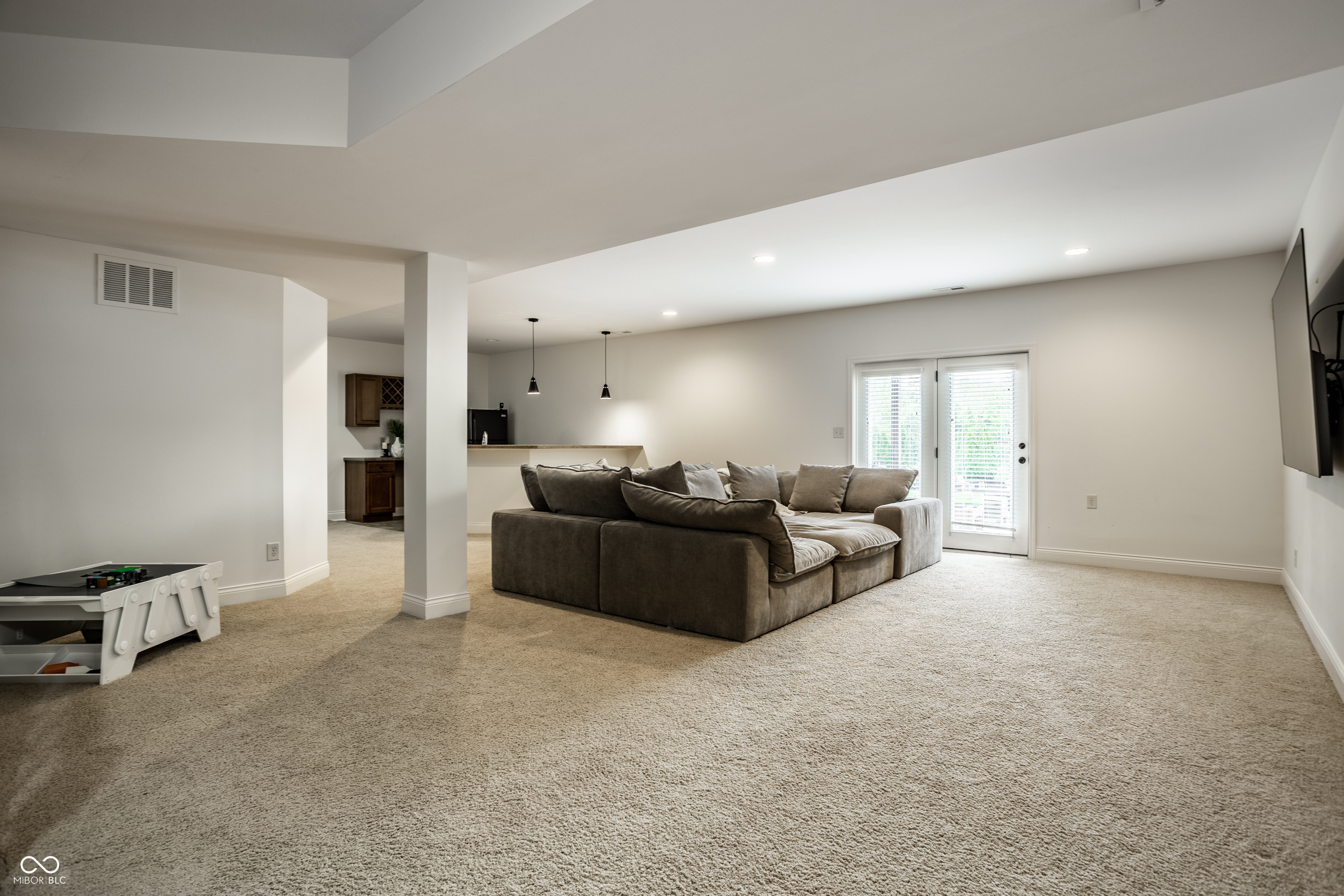 3905 Pelham Road Carmel, IN 46074 - Photo 38 of 55 Gallery Image 38