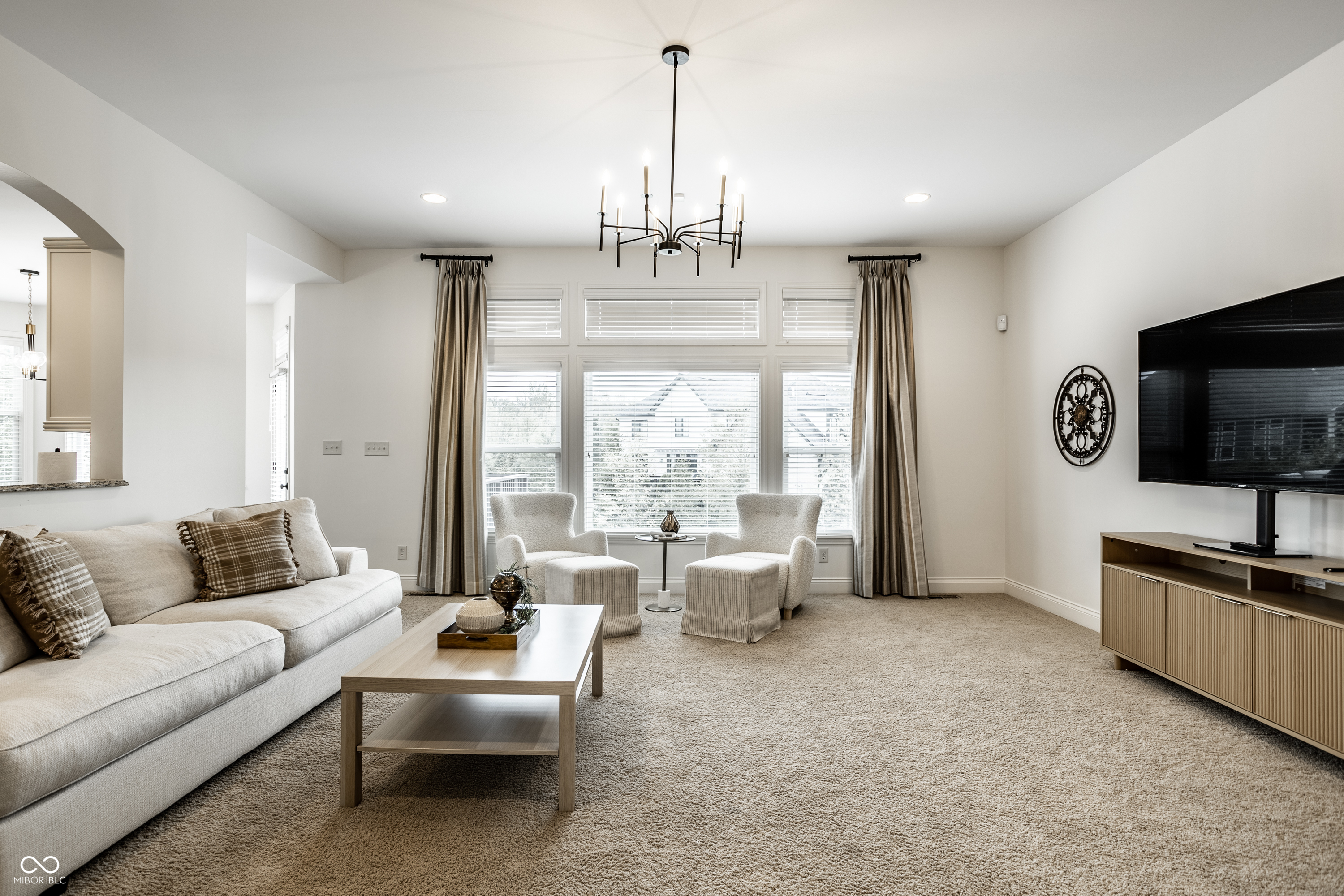 3905 Pelham Road Carmel, IN 46074 - Photo 10 of 55 Gallery Image 10