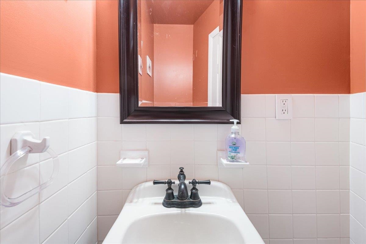 100 Ridge Road Williston, VT 05495 - Photo 34 of 55