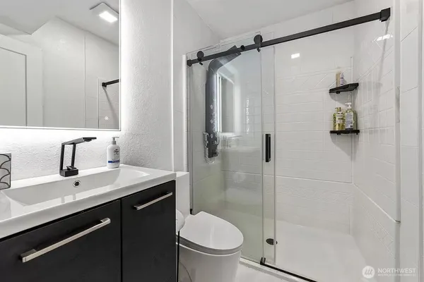 $5,500 | 13417 110th Place Northeast, Kirkland, WA 98034