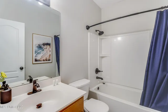 $2,575 | 16060 South April Drive, Gulfport, MS 39503