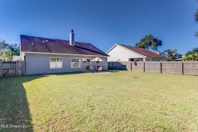 $2,575 | 16060 South April Drive, Gulfport, MS 39503