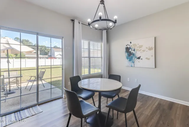 $2,575 | 16060 South April Drive, Gulfport, MS 39503