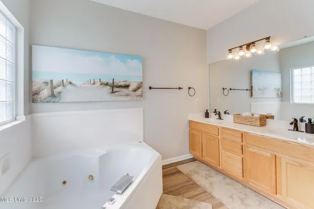 $2,575 | 16060 South April Drive, Gulfport, MS 39503