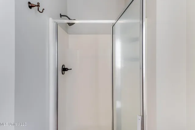 $2,575 | 16060 South April Drive, Gulfport, MS 39503