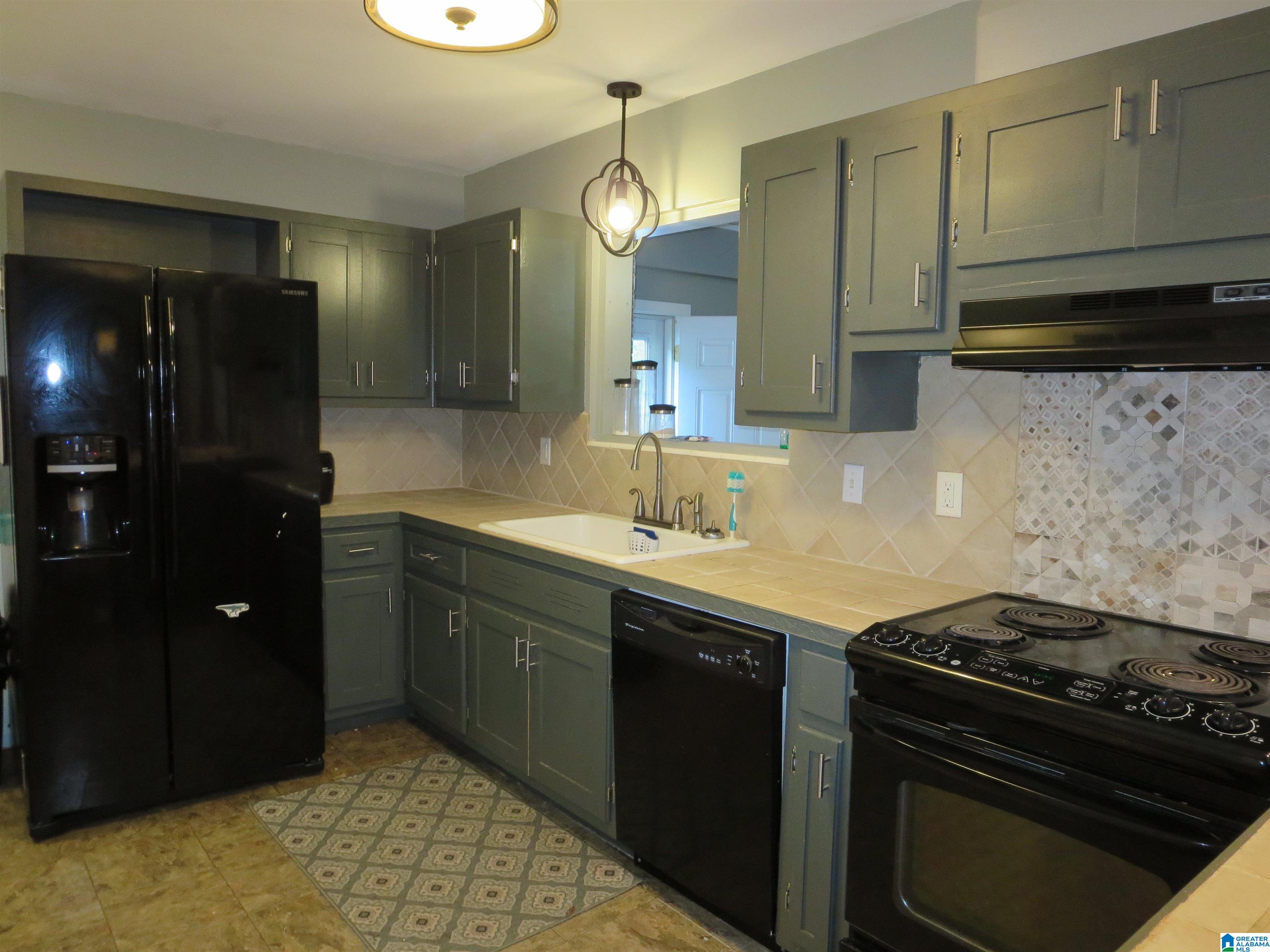129 Elm Street Gardendale, AL 35071 - Photo 11 of 40