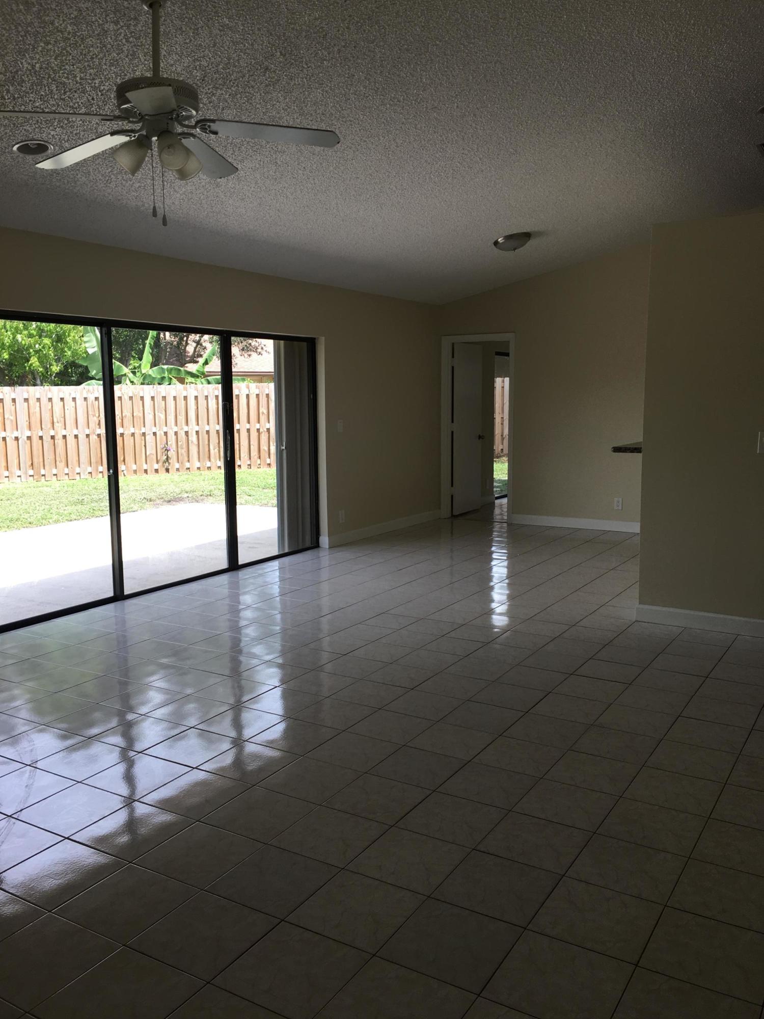19677 Hampton Drive Boca Raton, FL 33434 - Photo 4 of 16 IMG_8665