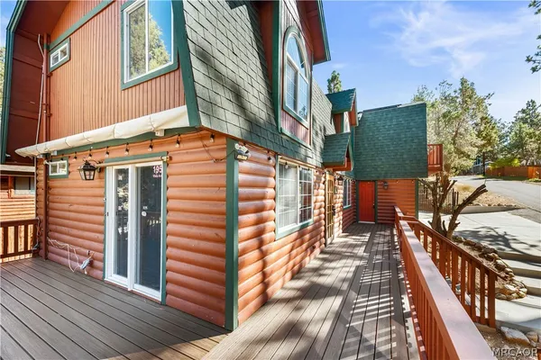 $544,000 | 195 Vista Avenue, Sugarloaf, CA 92386